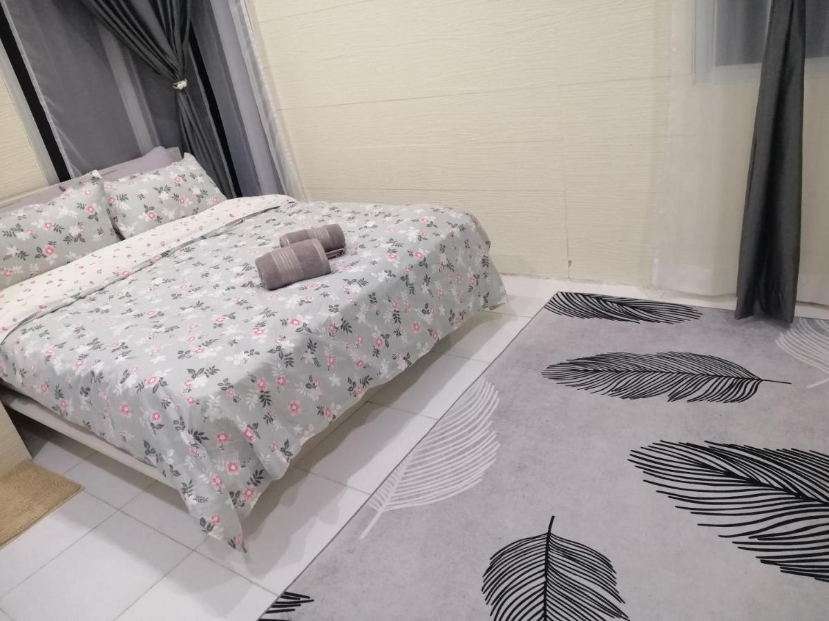Macang Teratak Sherra Roomstay מראה חיצוני תמונה